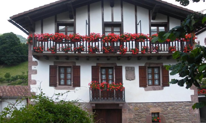 Amaiur Casa | Casa Rural Bordaberea