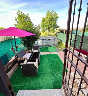 Santo Domingo-Caudilla Casa | Casa rural con jardín