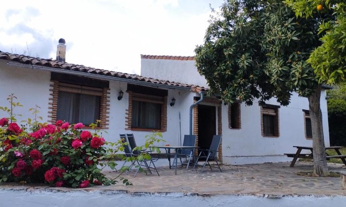 Linares de la Sierra Casa | Casa Rural El Riandero