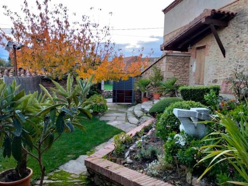 Yecla de Yeltes Casa | Casa Rural El Montaraz de Gema