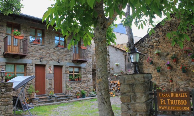 Vigo de Sanabria Casa | Casa rural El Trubio