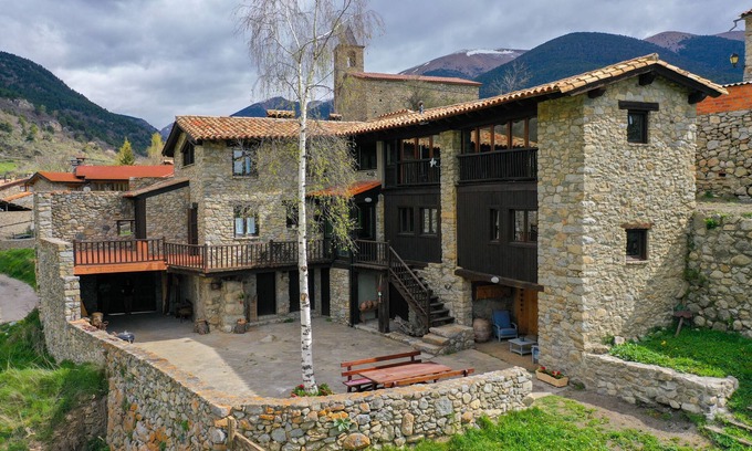 Lles Casa | Casa rural en la Cerdanya 6-8 personas