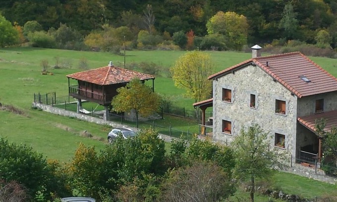 Santa Maria de Valdeón Casa | Casa Rural El Hórreo