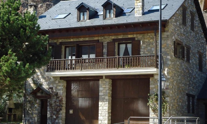 Barruera Apartamento | Casa Rural la Comella