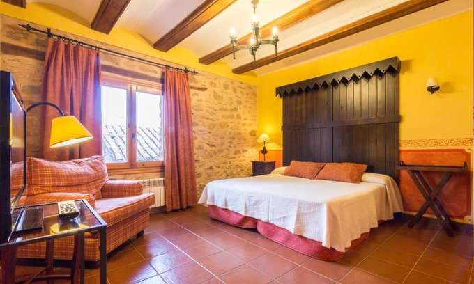 Galve Casa | Casa Rural La Yedra