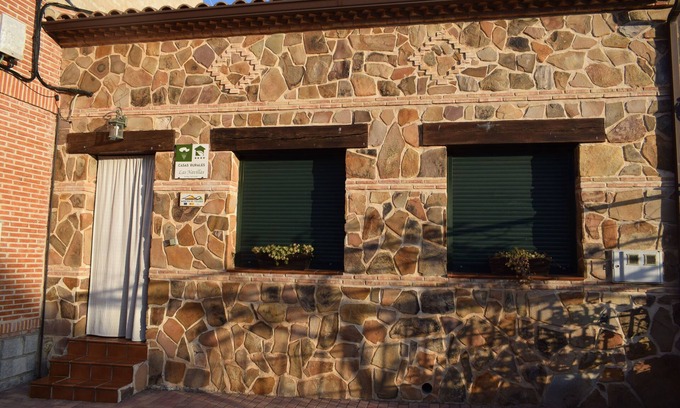 Menasalbas Casa | CASA RURAL LAS NAVILLAS