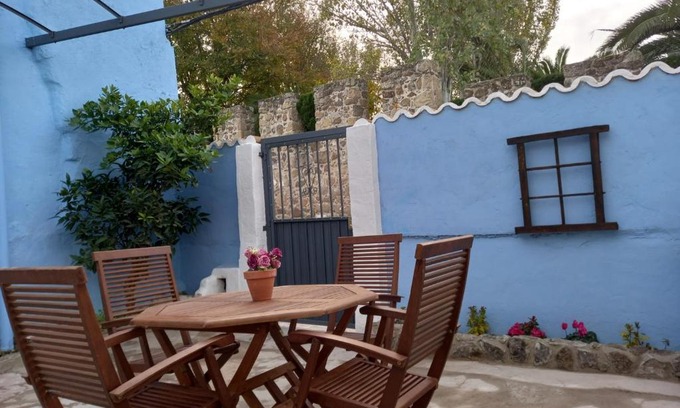 Coves Noves Casa | Casa Rural Las Raíces, Sierra de San Vicente