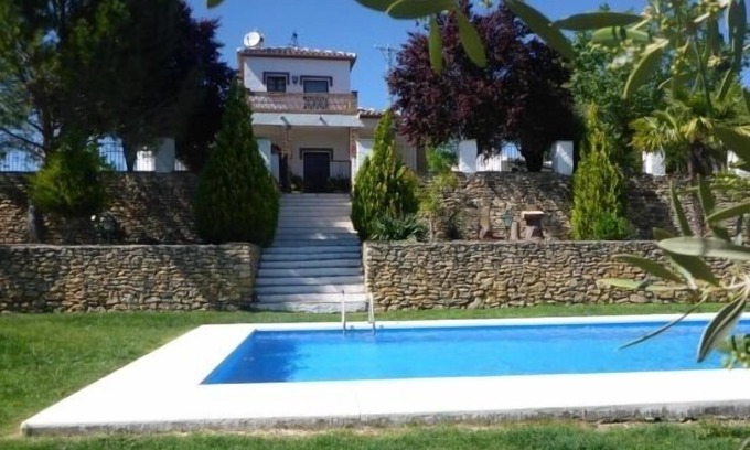 Ronda Cabaña | Casa Rural con piscina privada, WiFi, BBQ, AC a 5km de Ronda