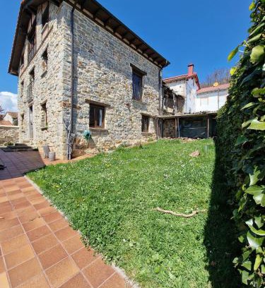 Cervera de Pisuerga Chalet De Esquí | Casa Rural Polentinos