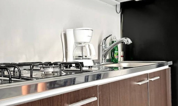 San Anton Casa | Casa Serena B, Modern Apt w. Private Jacuzzi