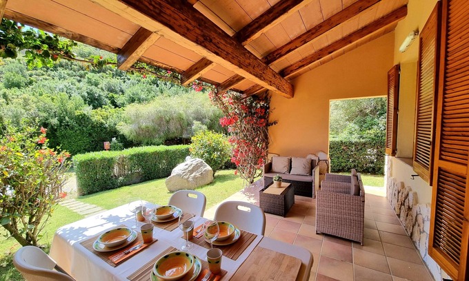 Muravera Casa | Casa Serena vicino al mare WiFi giardino 2 parcheggi privati