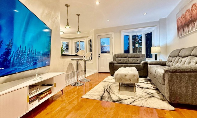 Brampton Casa | Casa Solara