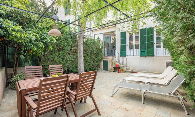 Sóller Casa | Casa Sunny con vistas a la montaña, Wi-Fi, aire acondicionado, jardín y terraza; aparcamiento disponible en la calle