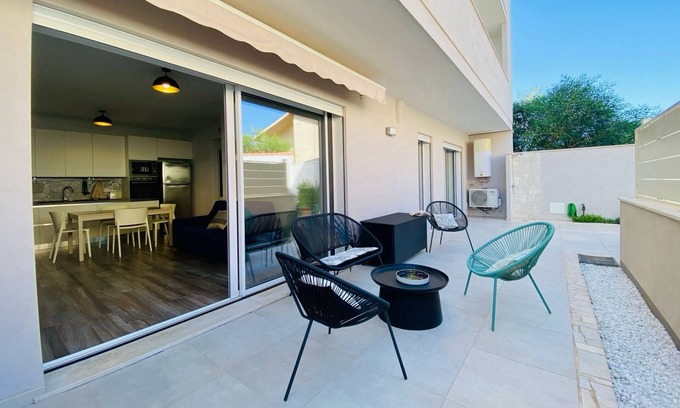 Torre Grande Apartamento | Casa Sunset - Stylish, Modern, Fully Equipped Apartment Near the Beach