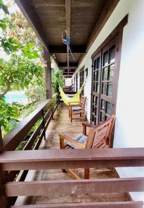 Vila Nova Casa | Casa térrea em condomínio à 500m da praia do Peró