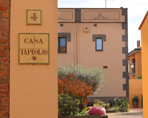 Borrassa Casa | Casa TAPIOLAS