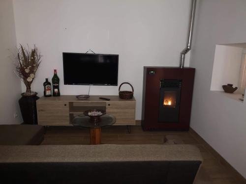 Fundao Casa | CASA TITA