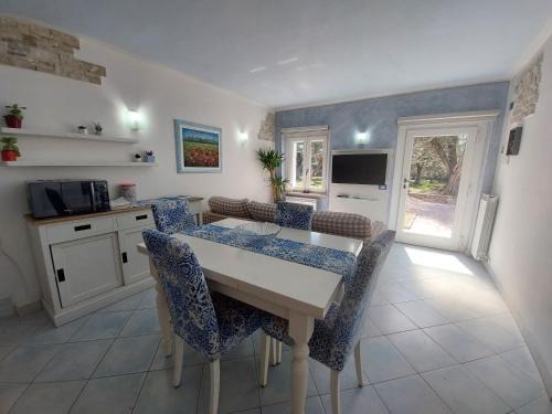 Calmasino Apartamento | Casa tra gli Olivi