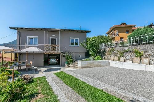 Gemonio Apartamento | Casa Tramonti - Happy Rentals