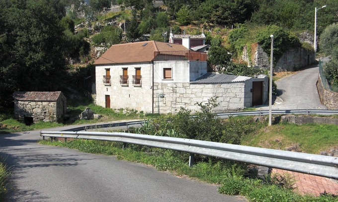 Samieira Casa | Casa Ubicada en un Entorno Rural Cercano a los Pueblos de Combarro y Sanxenxo