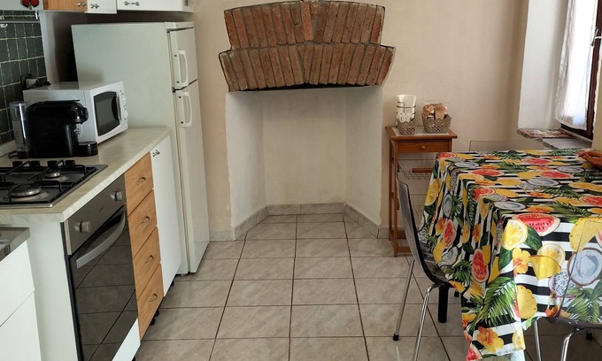 Biella Apartamento | Casa vacanza in centro storico Biellese sito in zona collinare.