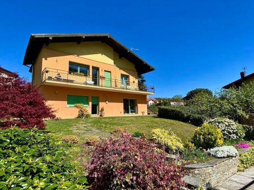 Comero Apartamento | Casa vacanza Veronica con giardino