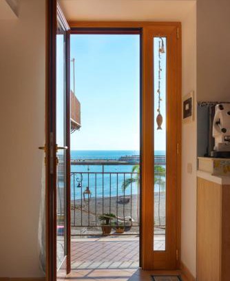 Cetara Casa | Casa vacanze "Il Baffo e il Mare"
