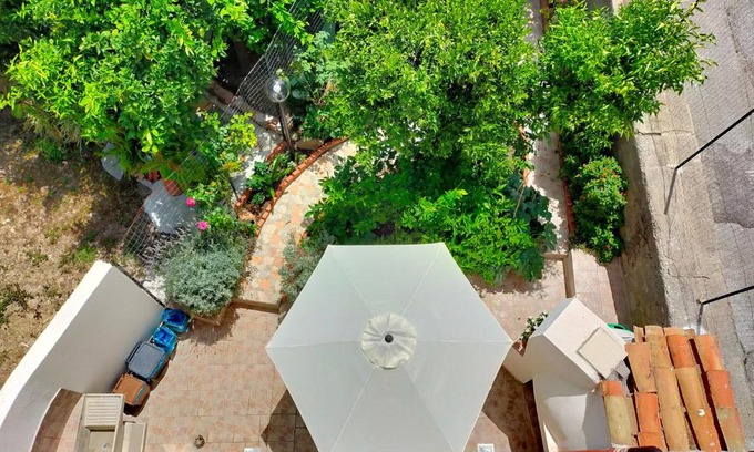 Furnari Casa | Casa Vacanze "Il Giardino"