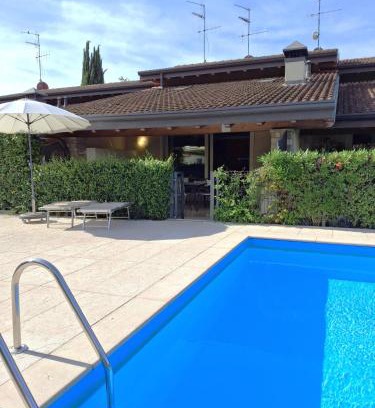 Manerba del Garda Casa | Casa Vacanze "Il Porticciolo"