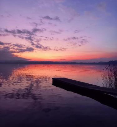 Morosolo Casa | Casa Vacanze La Favola Rosa sul Lago di Varese