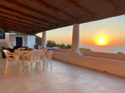 Pollara Casa | Casa vacanze Lino e Iolanda