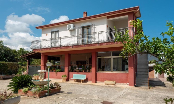 Torre Colonna-sperone Casa | Casa Vacanze Zina