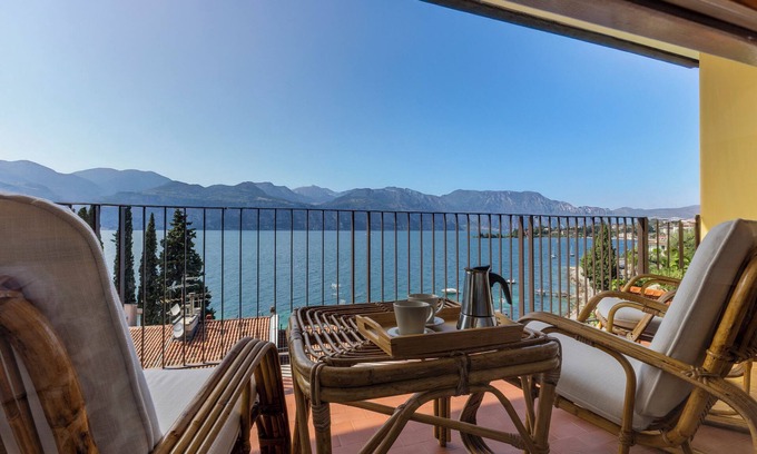Cassone Casa | Casa Val di Sogno, Malcesine, Italy
