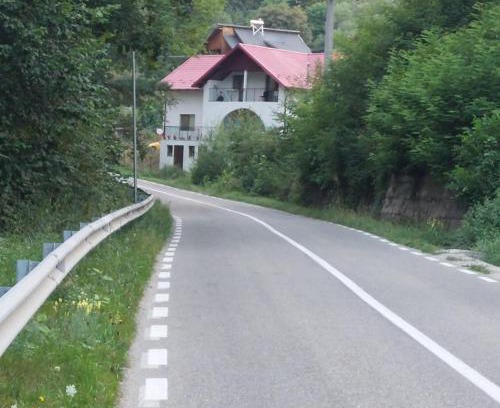 Capatineni-Ungureni Casa | Casa Valea Arefului