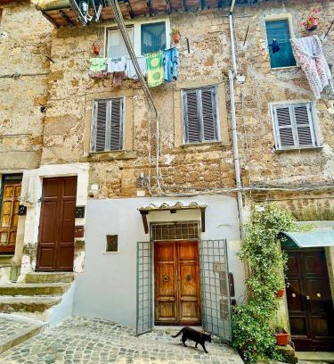 Capranica Casa | Casa Van Lente