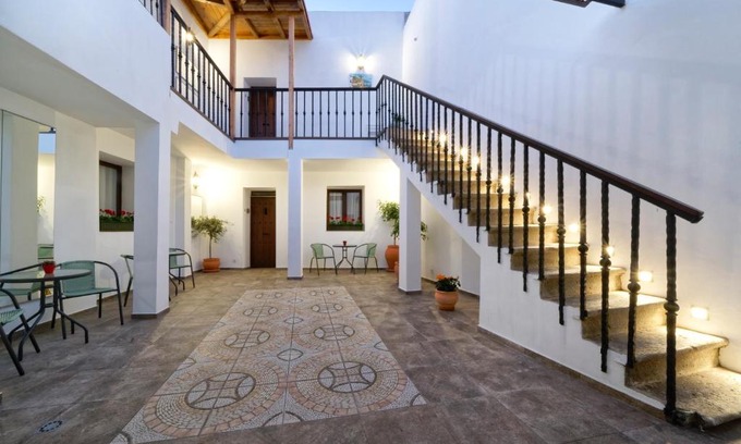 Ingenio Apartamento | CASA VERDE Comfortable Air-Conditioned Modern Apartments