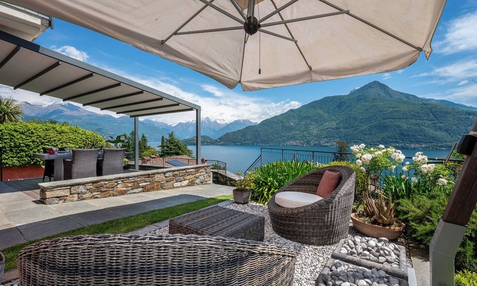 Pianello del Lario Casa | Casa Verde holiday home with panoramic lake view