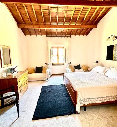Laconi Casa | Casa Veronica - accogliente casa su due piani nel cuore del borgo