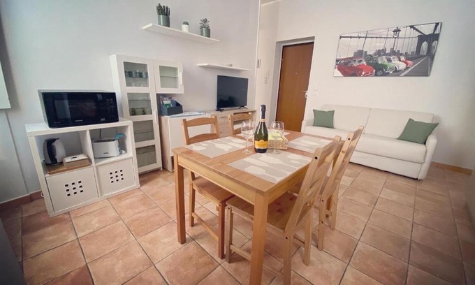 Intra Apartamento | Casa Via Roma