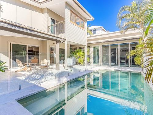 Casuarina Casa | Casa Villa by the Ocean