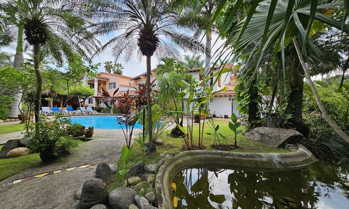 Nuevo Vallarta Cama Y Desayuno | Casa Virgilios B&B