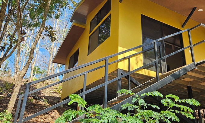 Rio Seco Casa | Casa Vista, 10 min.Playa San Juanillo, Wildlife Refuge Ostional, Guanacaste,