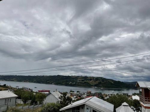 Rilan Casa | Casa vista canal Dalcahue