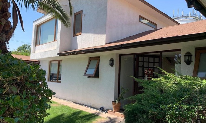 Vitacura Casa | Casa Vitacura 12p pool snow shopping clinicas 5 dorm - 8 camas