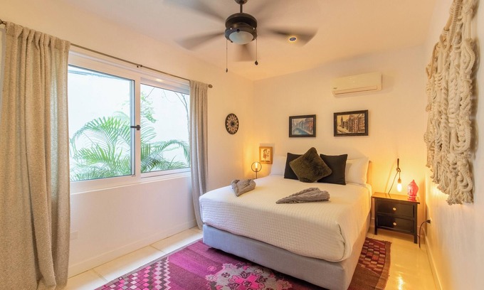 Nosara Cama Y Desayuno | Casa Vitality - Suite Carambola, Casa Vitality - Suite Carambola - 4 Min Walk to the Beach