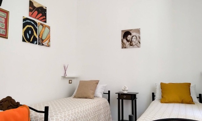 Santa Teresa di Riva Apartamento | CasaBlanc - Camera Tripla Donna Seba