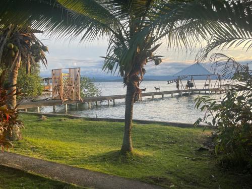 Isla Solarte Casa | Casablanca Isla Solarte Bocas del Toro