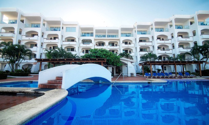 Rincón de Guayabitos Complejo | Casablanca Resort