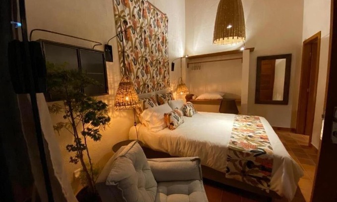 Sao Pedro da Serra Casa | CasAlê Come&Dorme