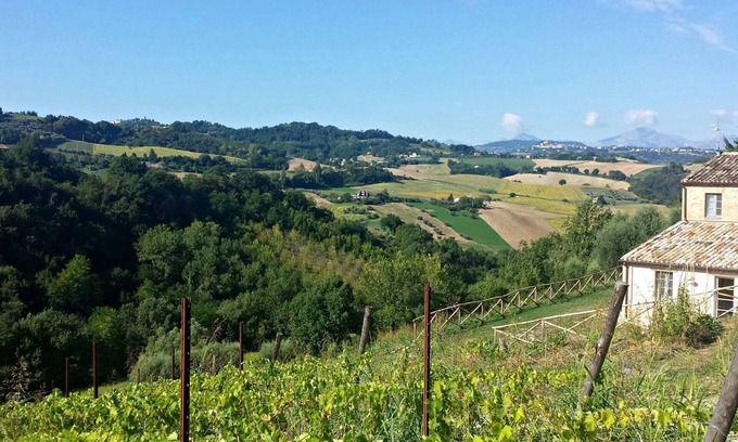 Monsampietro Morico Casa | Casale Biancopecora, casa Sanforte en el campo de Las Marcas